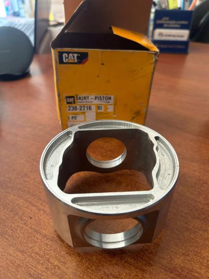 Caterpillar 2382716 Skirt Piston